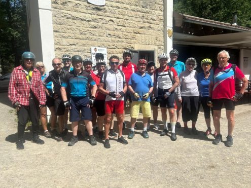 Fildersternfahrt - Radler am Uhlbergturm, Foto: Winfried Durner